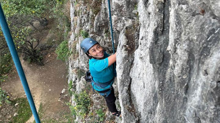 2 Pendaki Hilang di NTT, Mereka Selamat tapi Evakuasi Terhalang Kabut